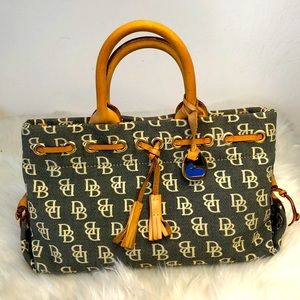 Dooney & Bourke small tote bag